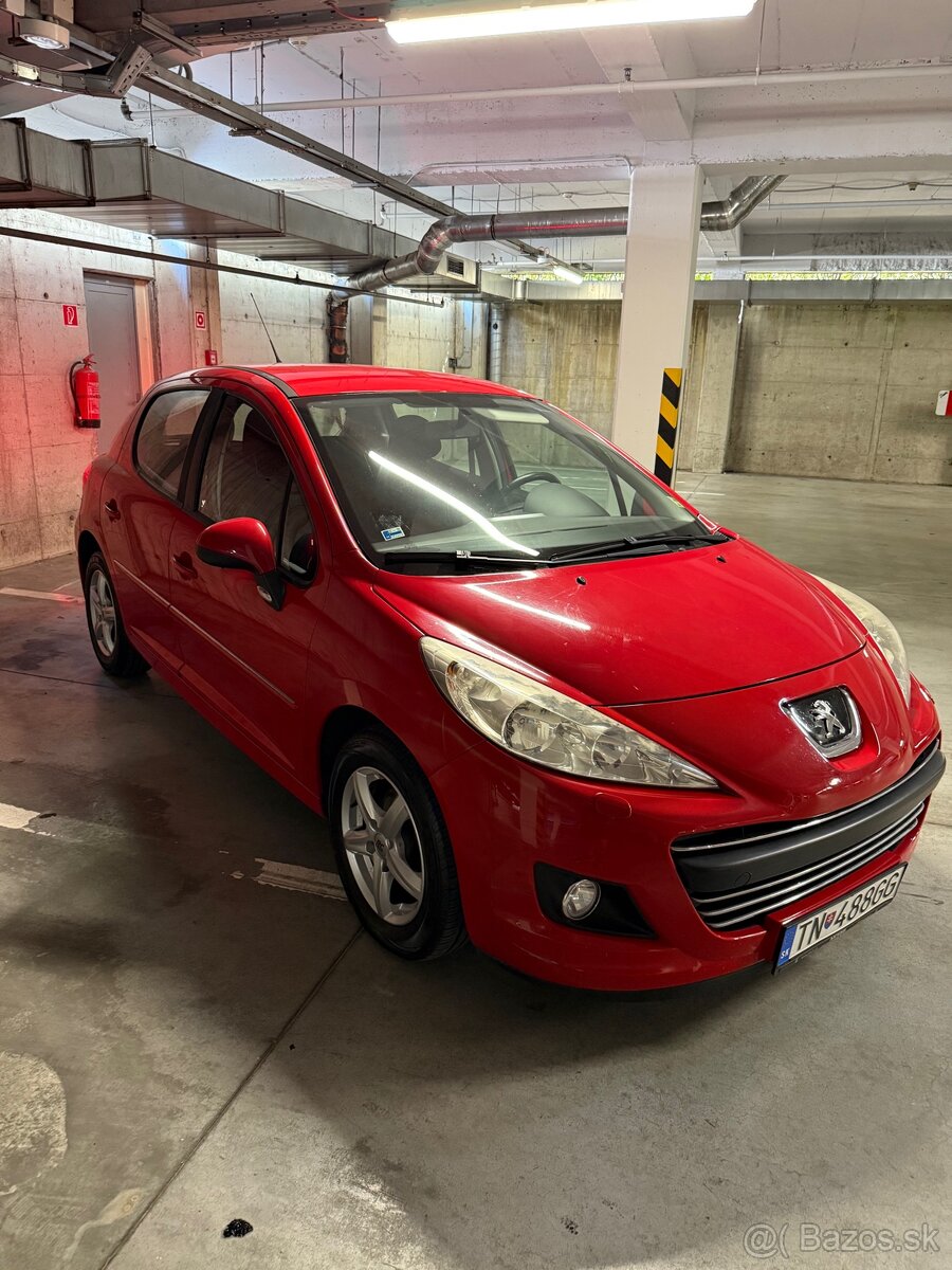 Peugeot 208 1.4 HDi 160tis km manual