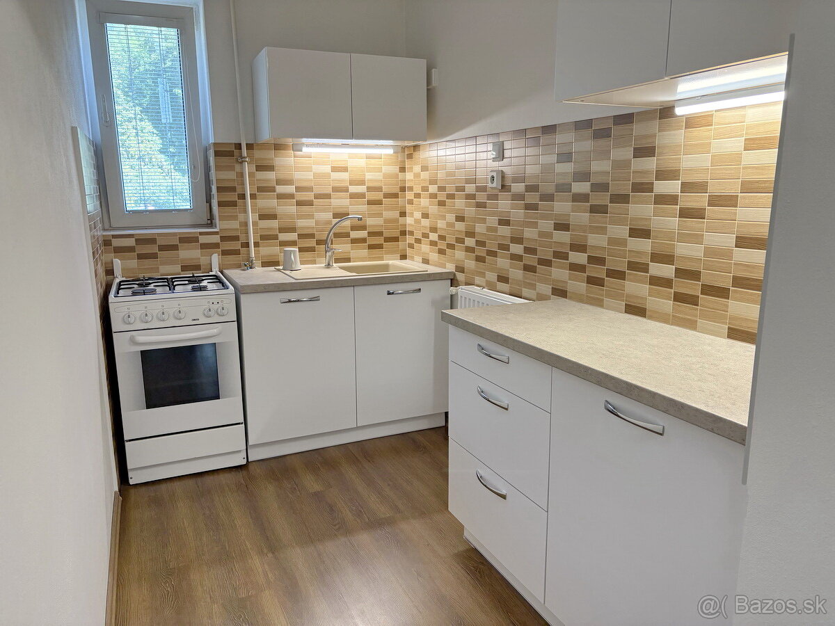 Na prenájom 3-izb.byt s parkovaním, Nitra, širšie centrum