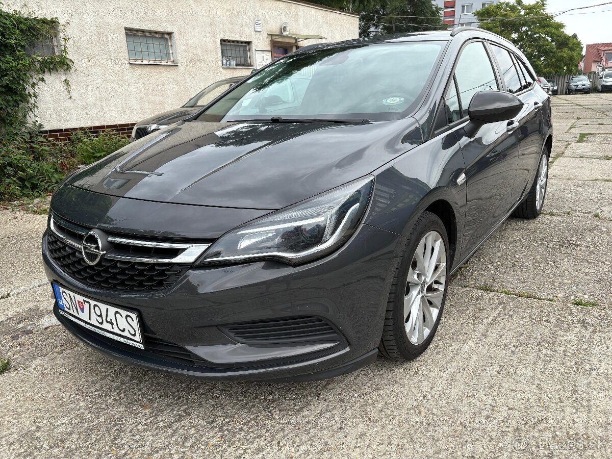 Opel Astra Sport Tourer ST 1.4 Turbo Dynamic