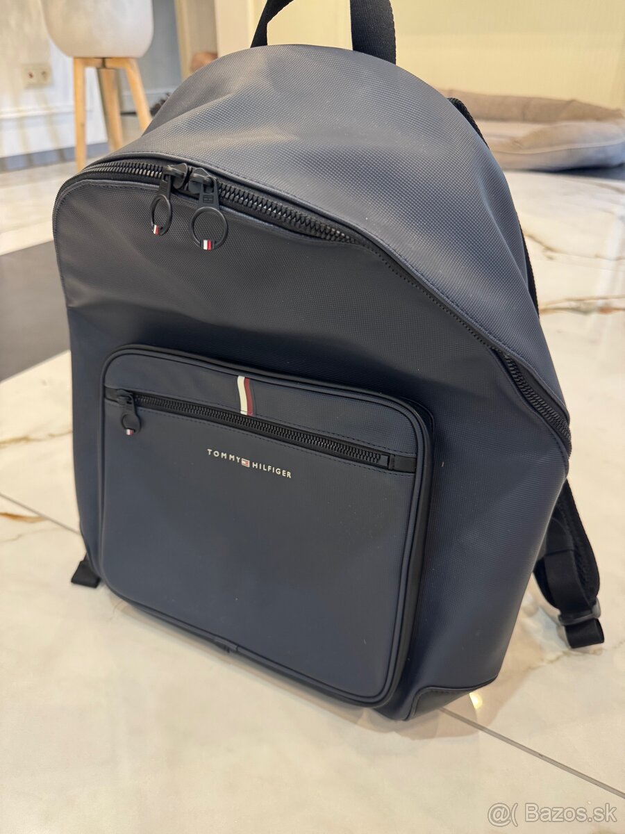 Tommy Hilfiger ruksak