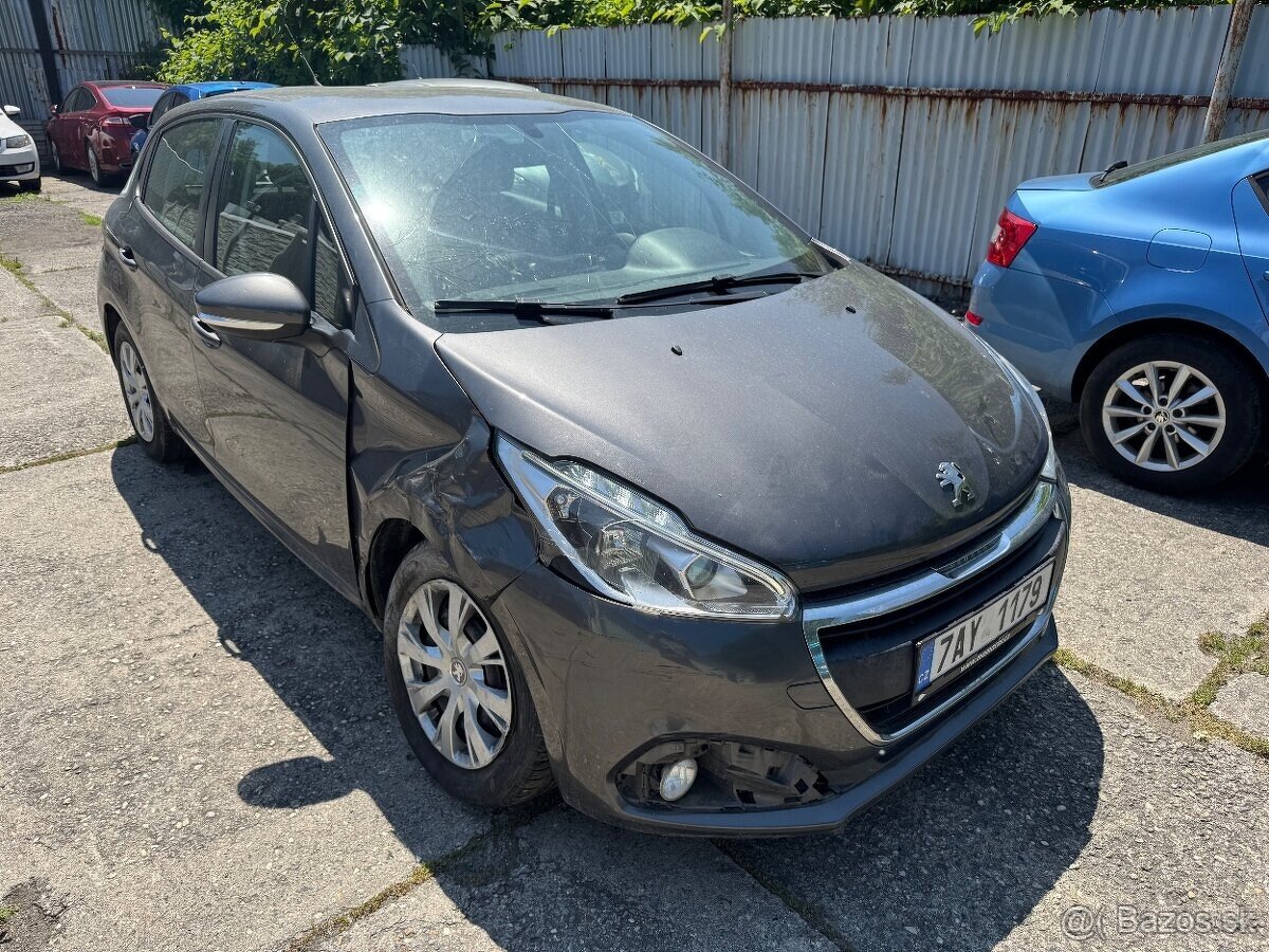 PEUGEOT 208 1,2 61KW,ROK 11/2019,NAJ 172TKM,KLIMA,DOHODA