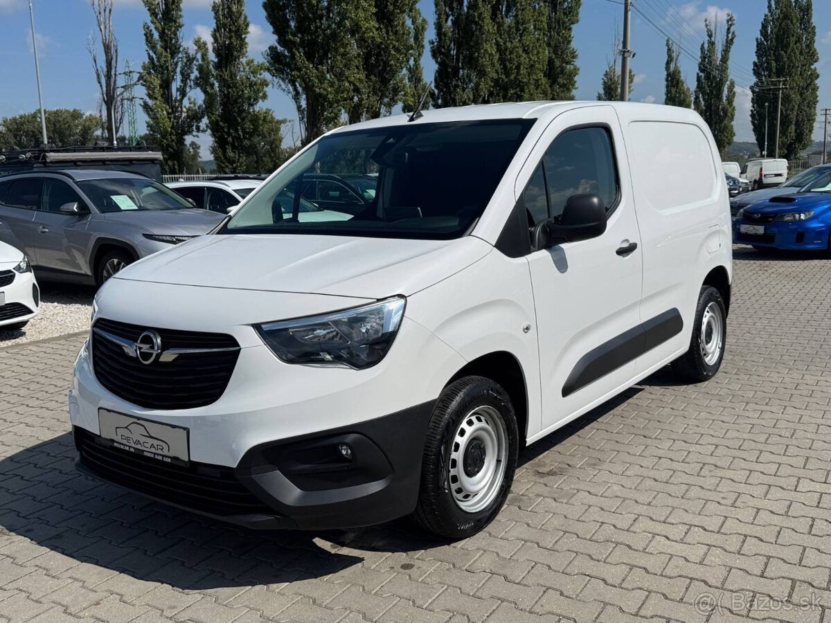 Opel Combo LIFE 1.5 CDTi  75kw M5 ENJOY