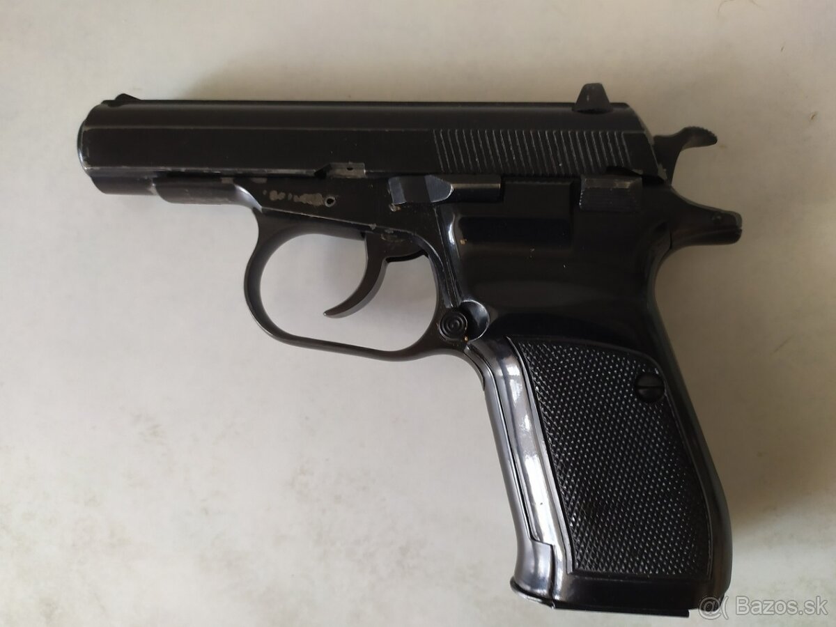 Predám expanznú pištoľ ČZ 82