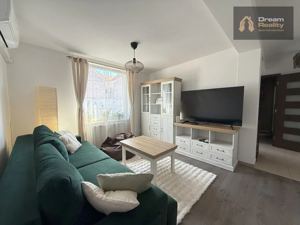 ŽILINA PEŠIA ZÓNA - 2 izbový byt exkluzívne