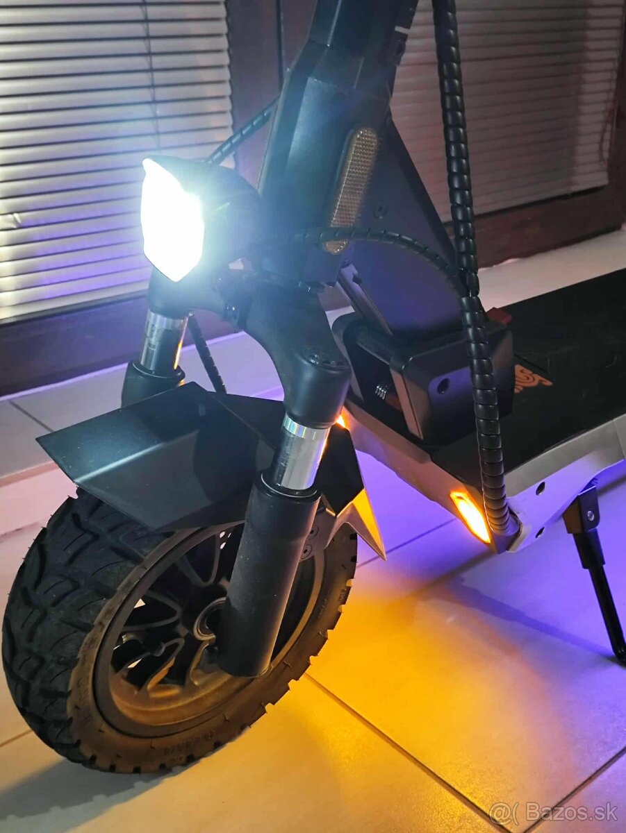 Predám kolobežku KuKirin M4 Max