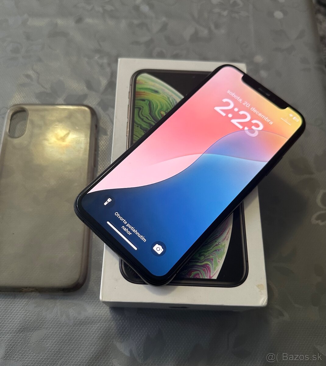 iPhone XS 64GB Space Grey