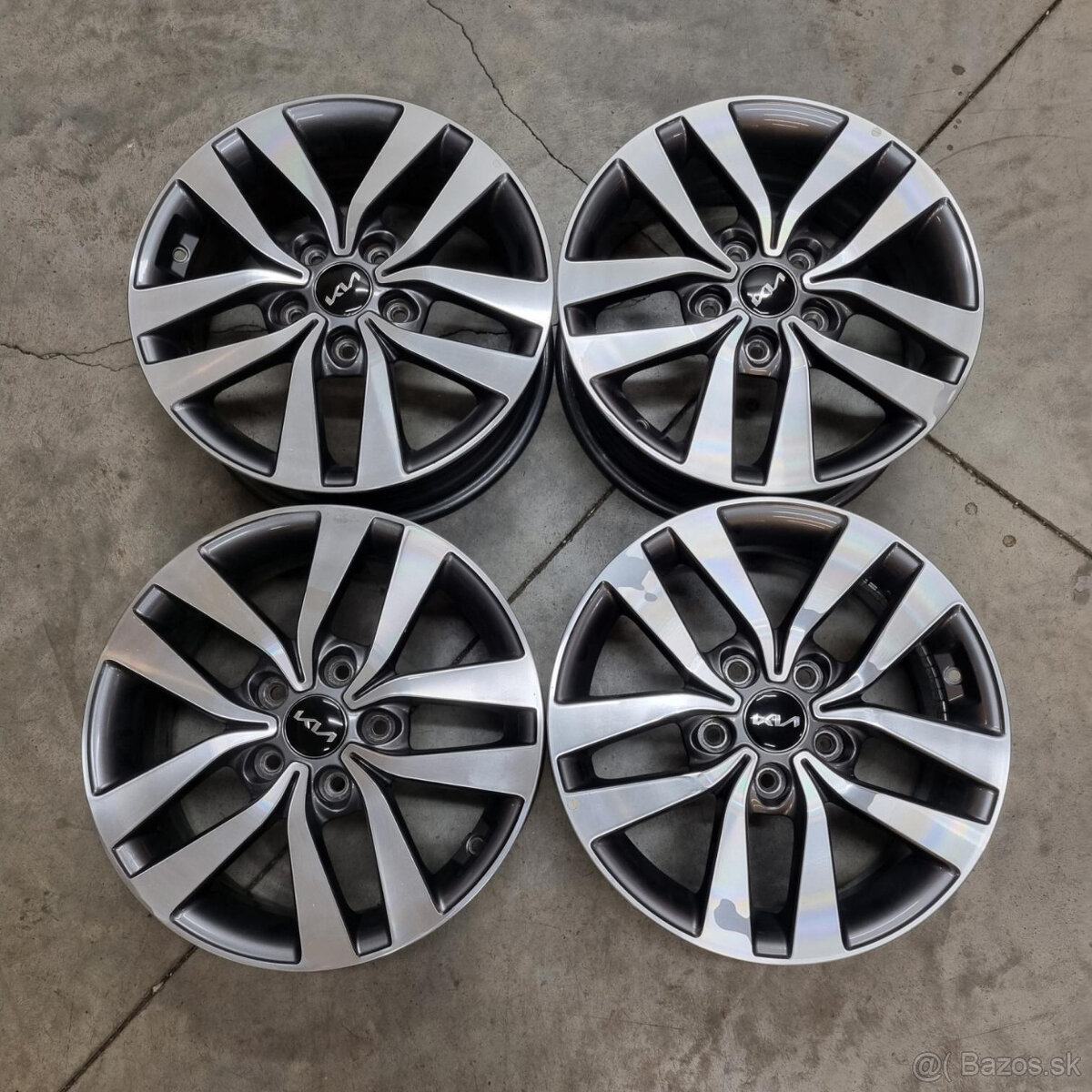 Hyundai disky 5x114,3 R16 6,5J ET50