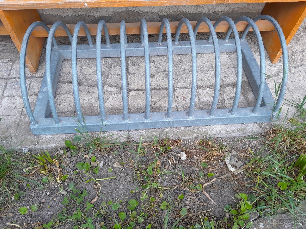 Stojan na bicykle