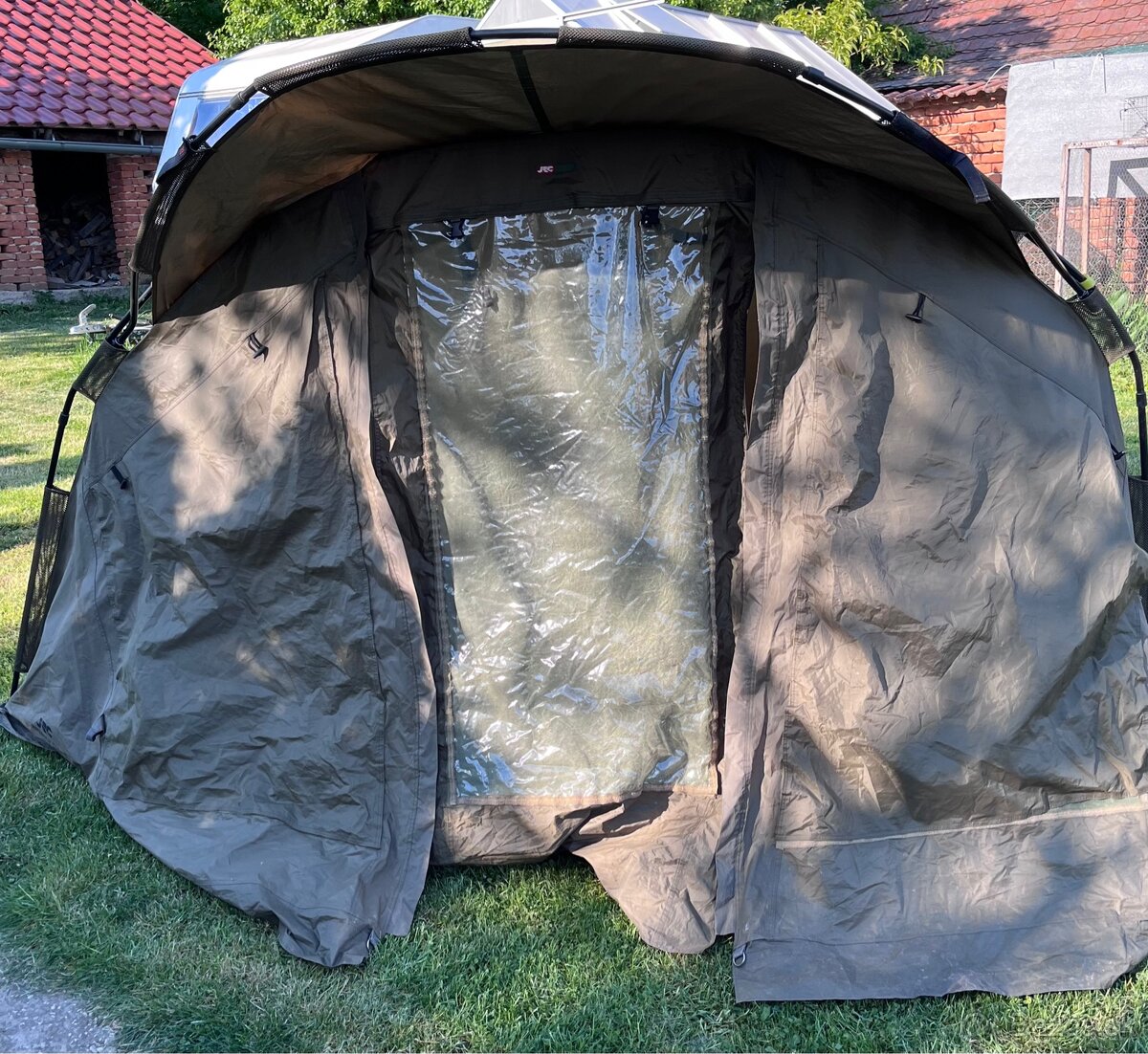 Bivak JRC Defender