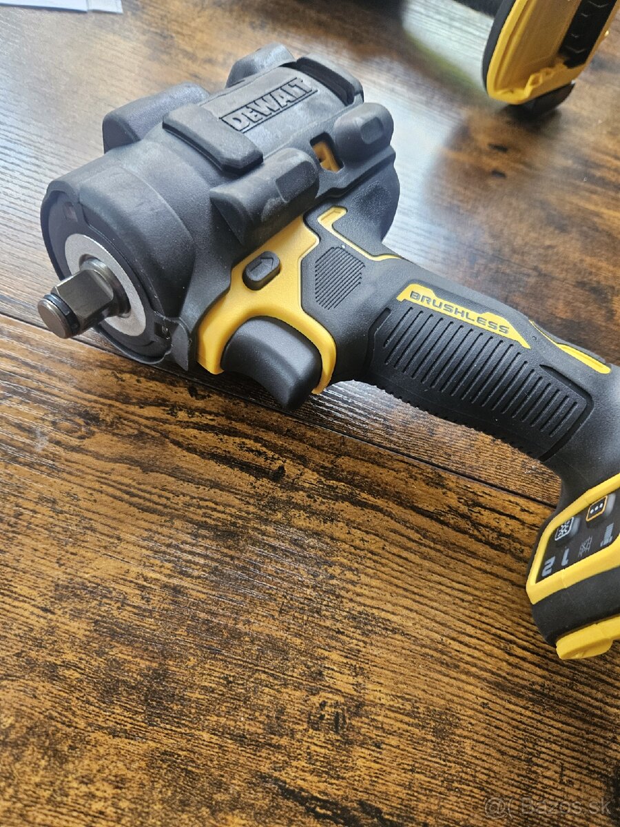 Dewalt