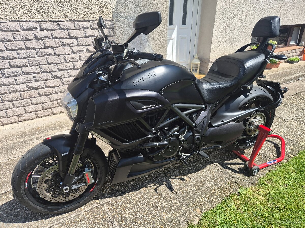 Ducati Diavel Dark Edition 2017