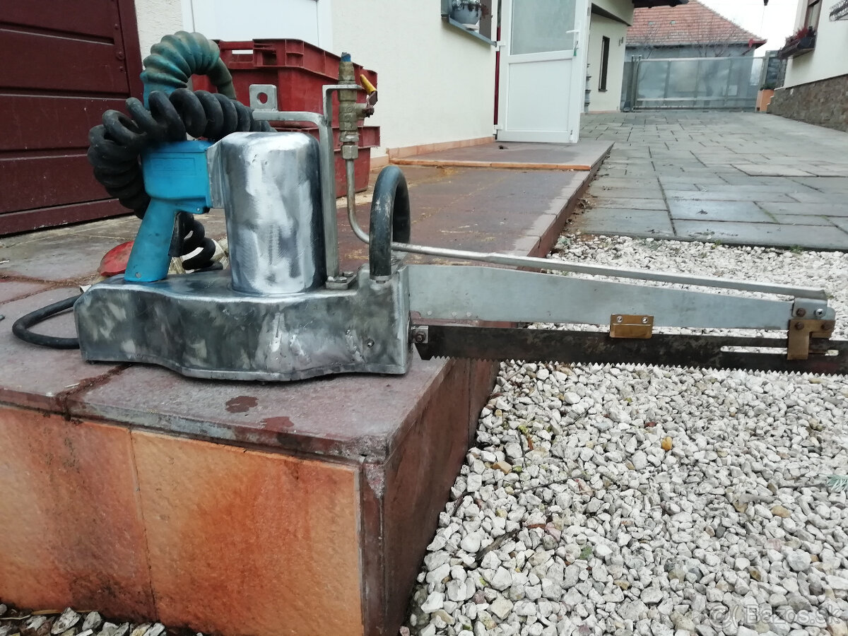 Pila na kosti