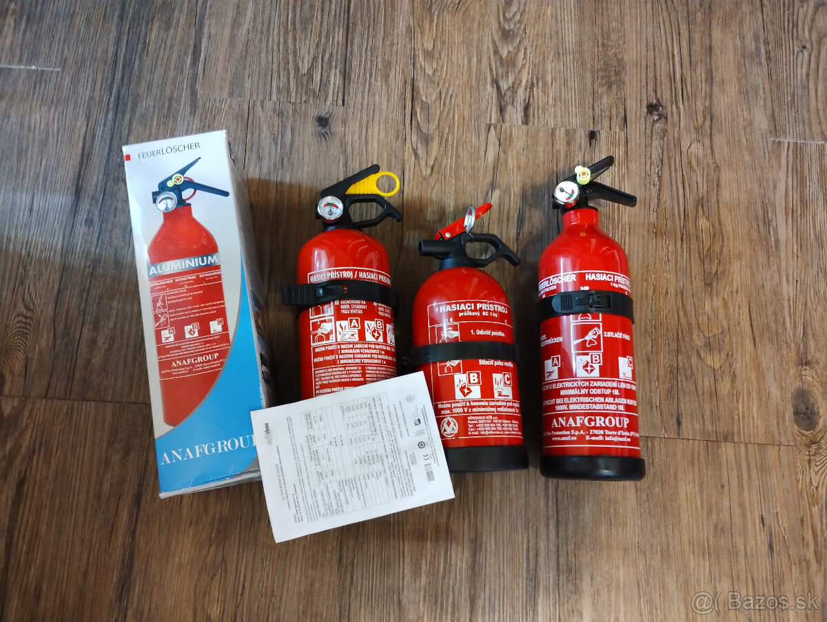 Hasiace prístroje do auta, 5,- Euro za všetko/ nové