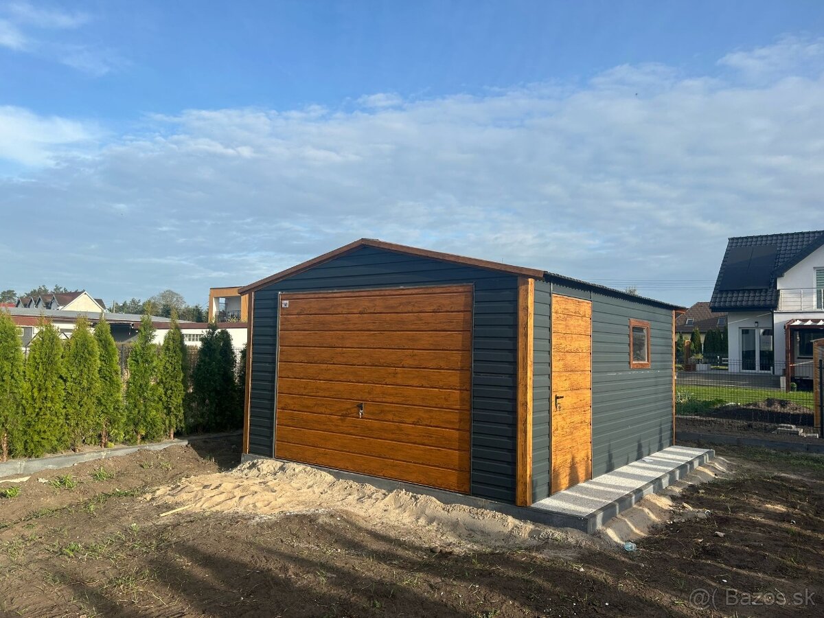 Plechová garáž 4×5 m – grafit + zlatý dub