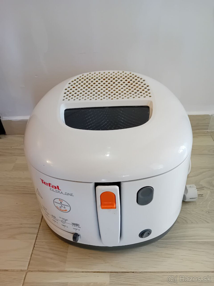 Fritéza Tefal.