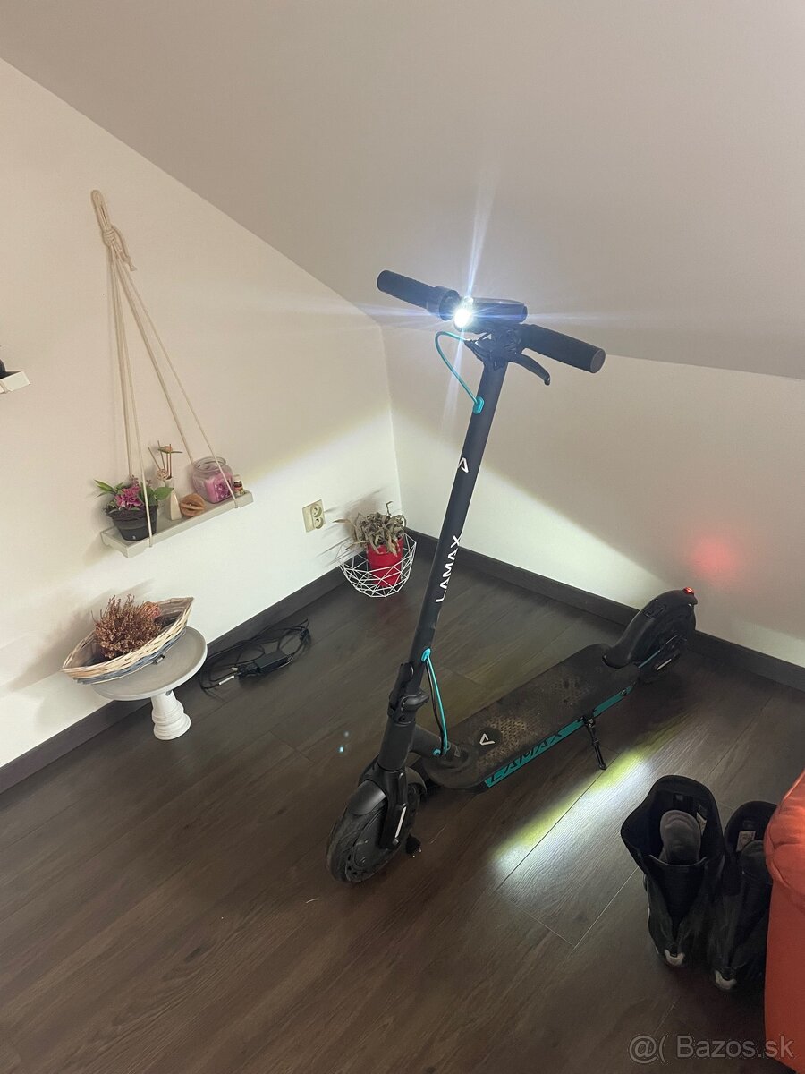Lamax escooter 11600