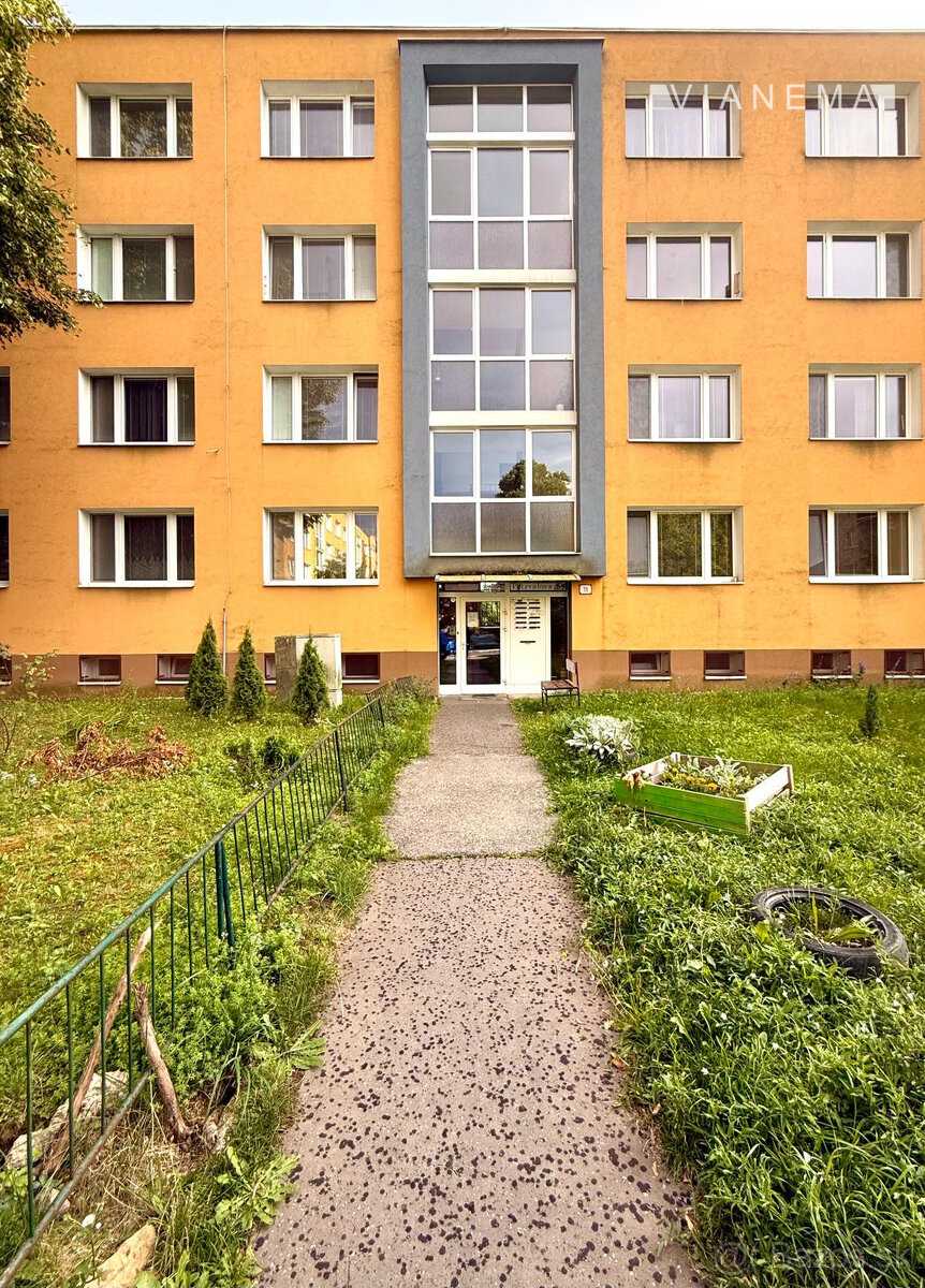 IBA U NÁS Na predaj 2-izbový byt na sídlisku TERASA