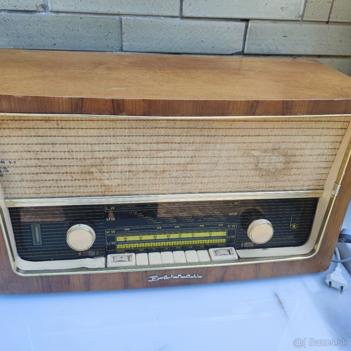 PREDAM STARE ELEKTRONKOVE RADIO.
