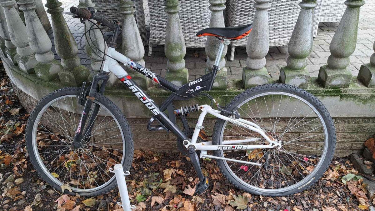 Predám bicykel pre dospelých FREJUS FM 626