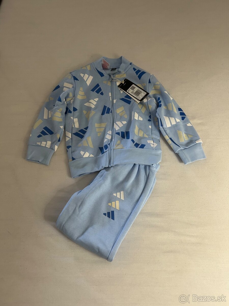 Tepláková súpeava Adidas 2-3