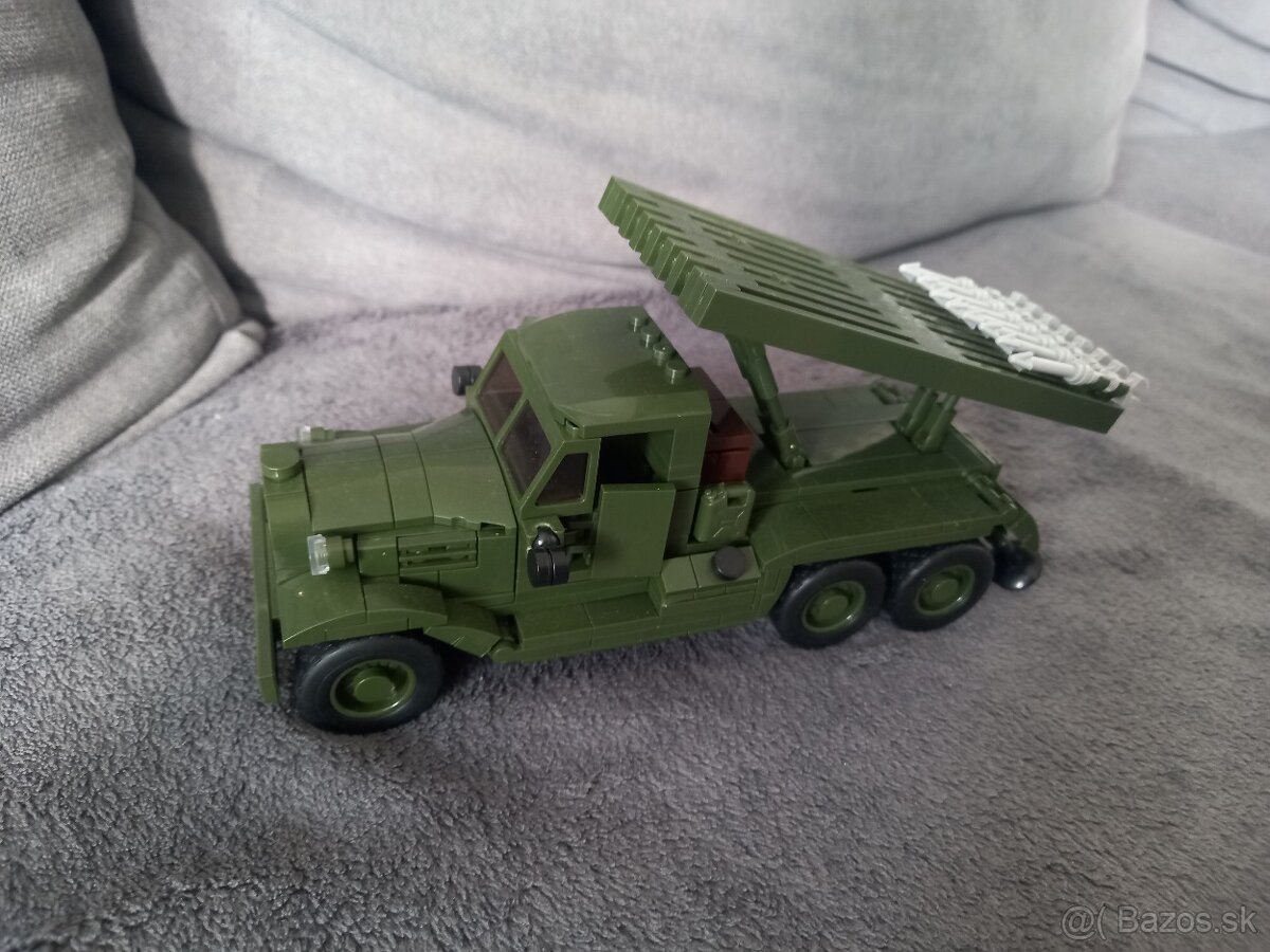 Stavebnica raketomet BM-13 Kaťuša(lego)