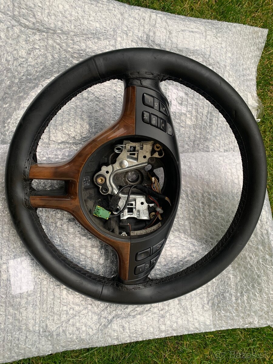 P: Volant Mpaket e46/e39/e53