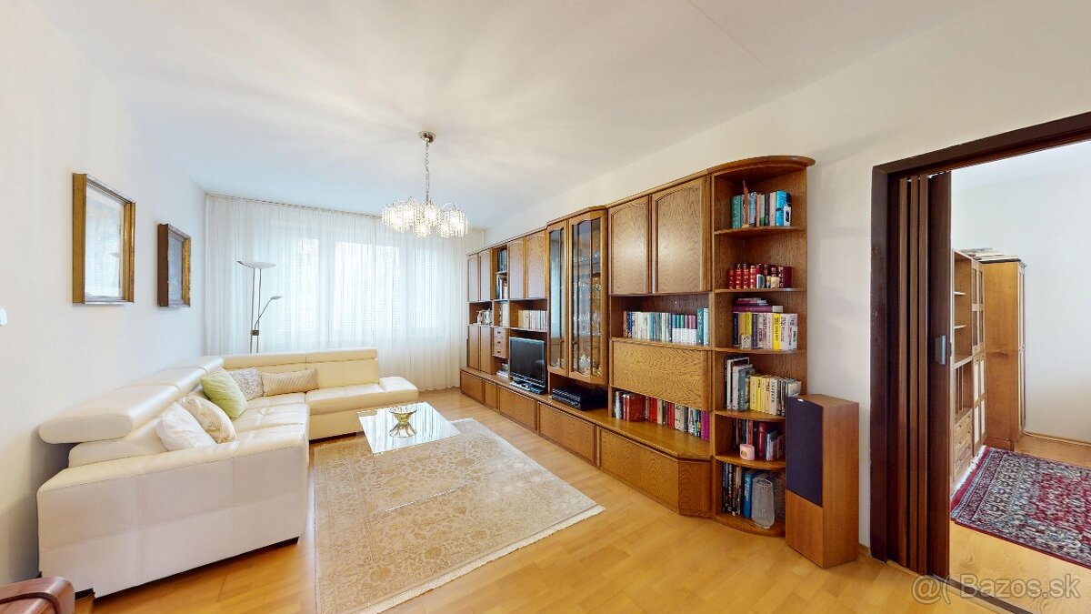 Ihneď voľný udržiavaný 4-izbový byt s lodžiou, 78 m2, Furča