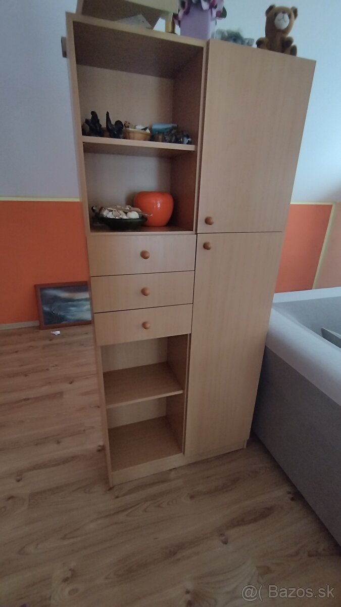 Súprava skrine písací stolik