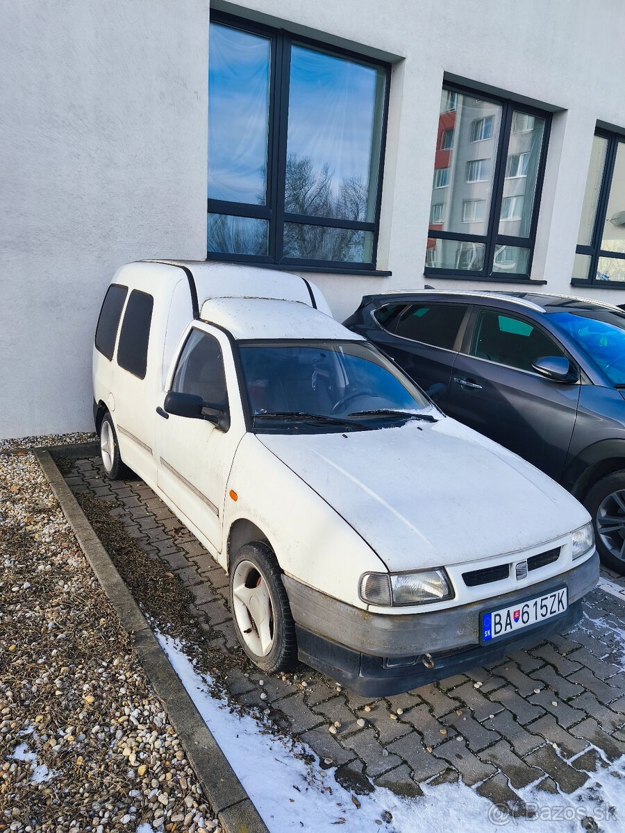 Predám Seat Inca 1,4 benzín