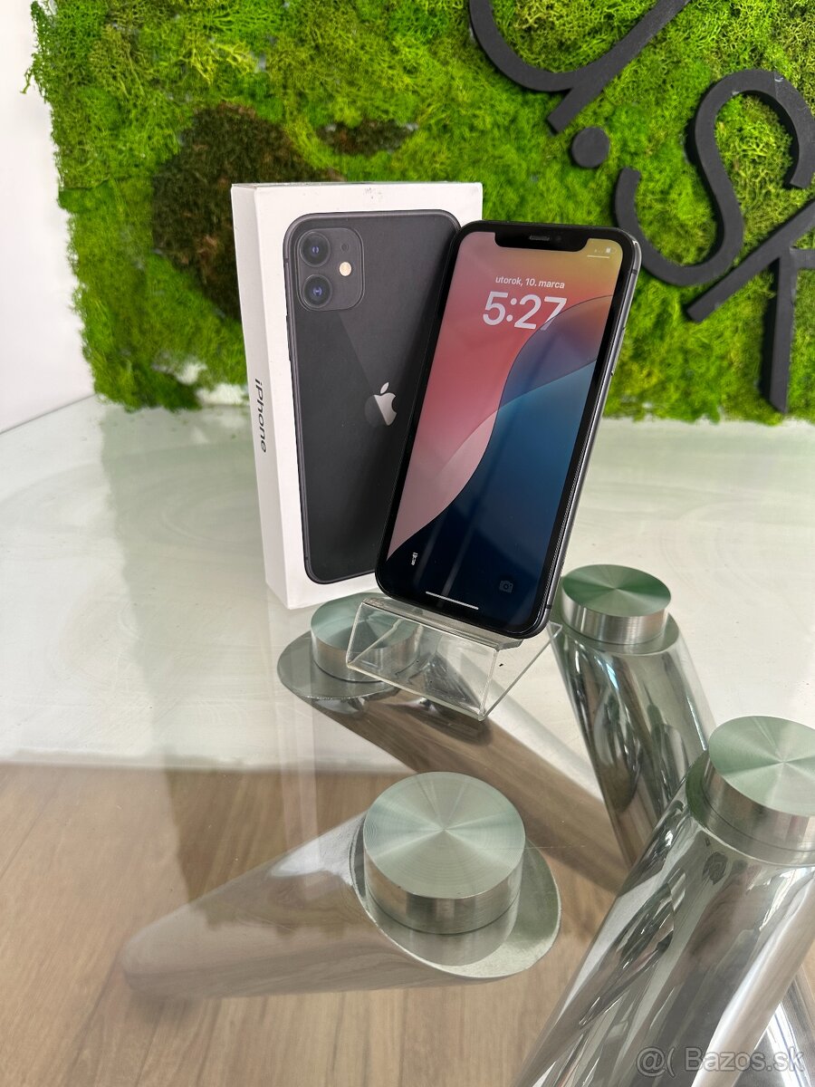 Apple iPhone 11 64GB Black