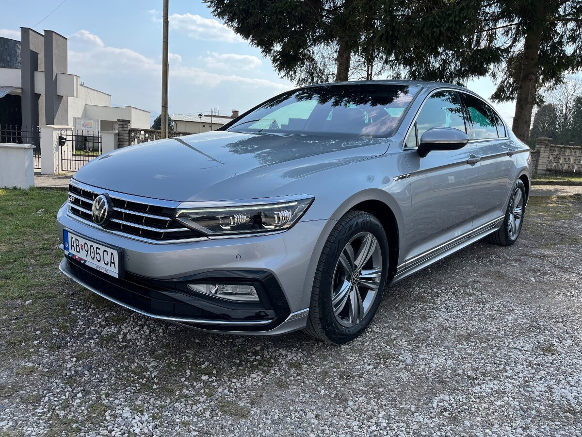 Volkswagen Passat 1.5 TSI Elegance DSG R-line