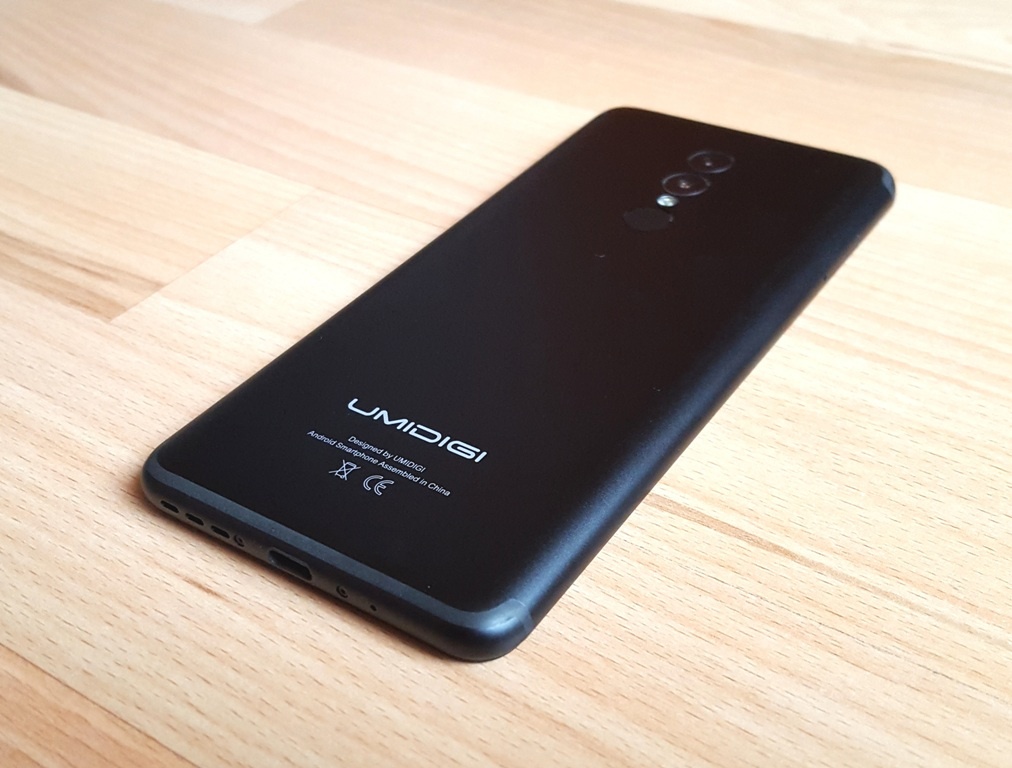 Predám UMIDIGI S2 6 palcový 4G LTE 4 GB RAM 64 GB ROM /