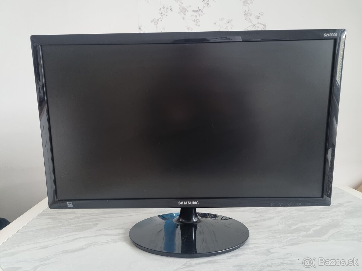 Samsung S24D300H