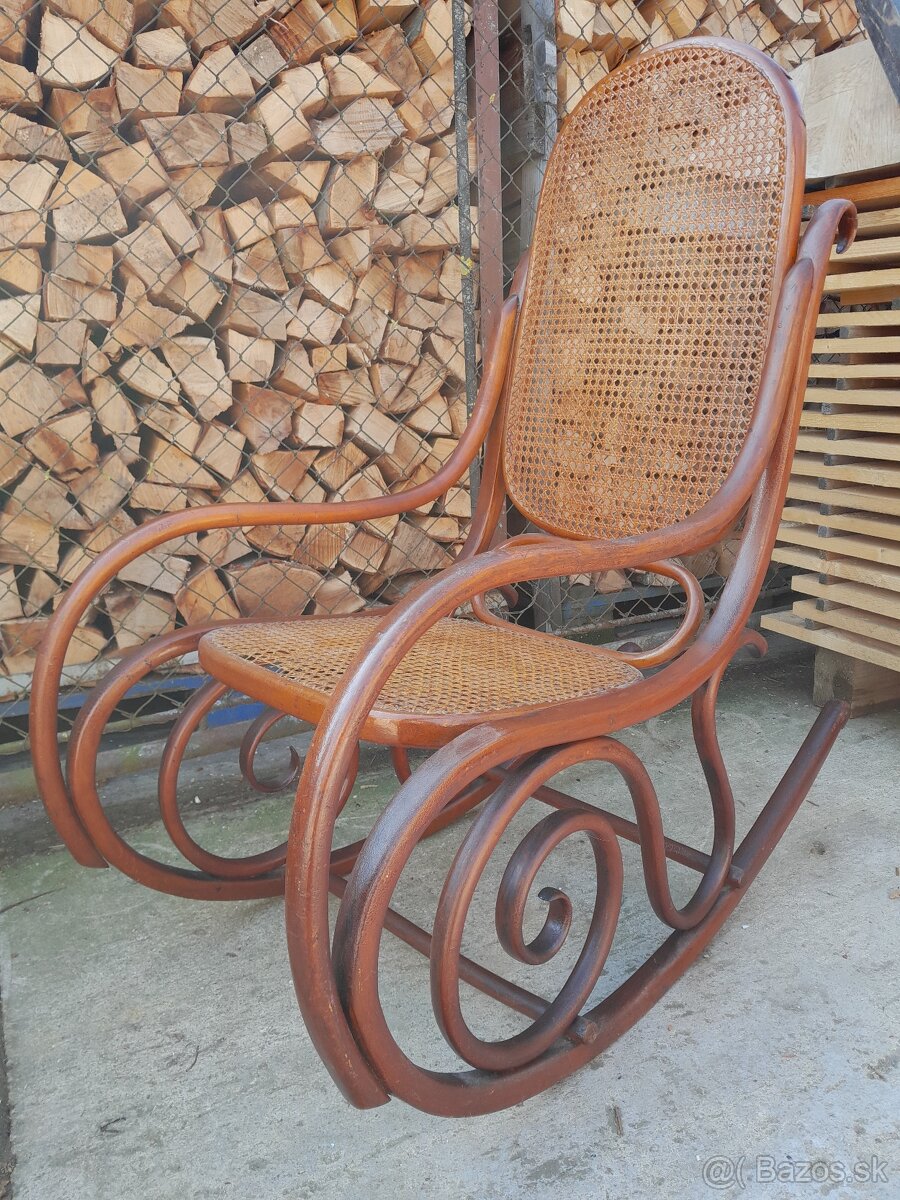 Predám hojdacie kreslo
