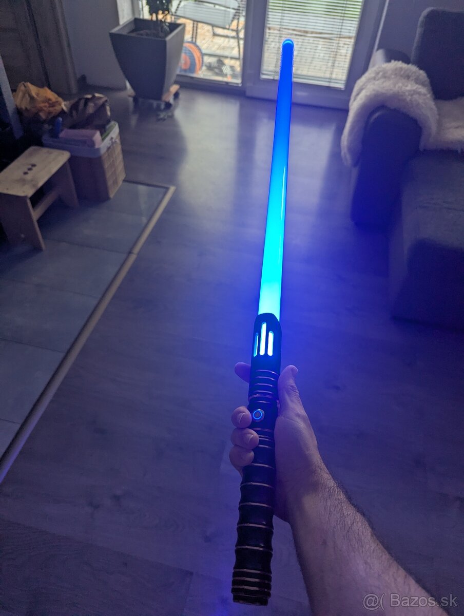 Svetelný meč txqsaber