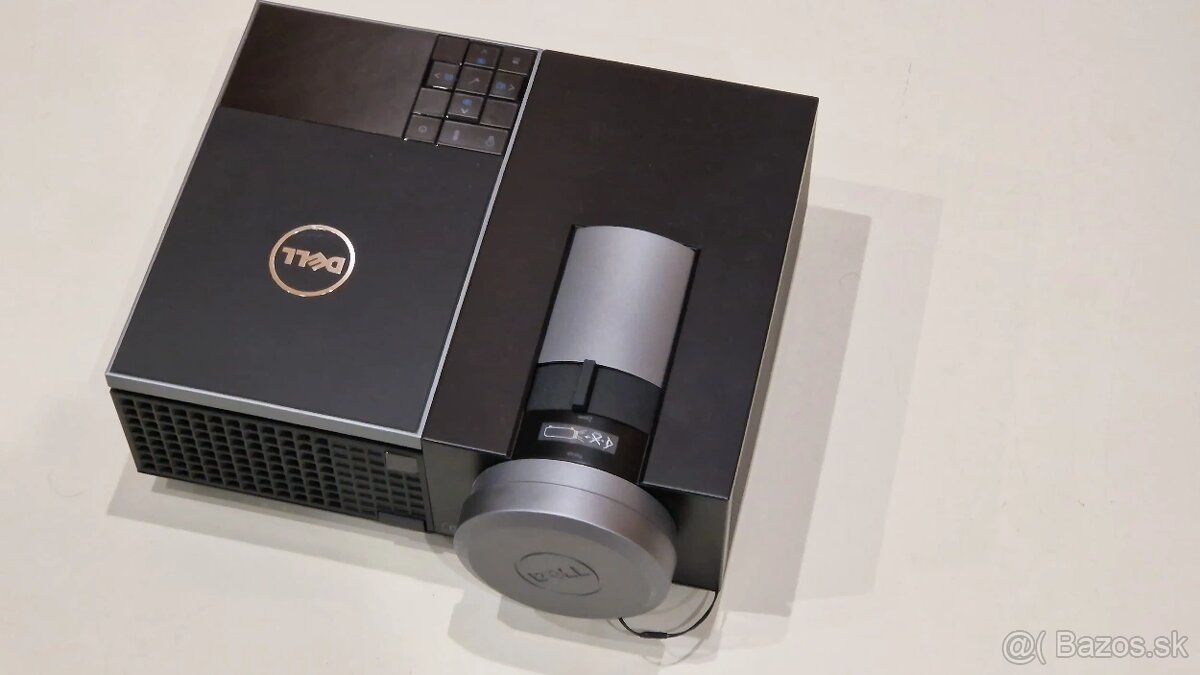 Predam projektor DELL 4320