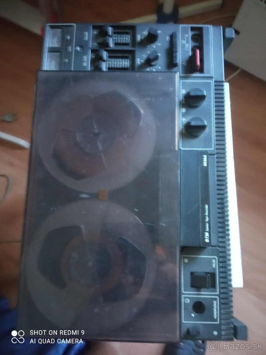 Starý kotučovy magnetofon