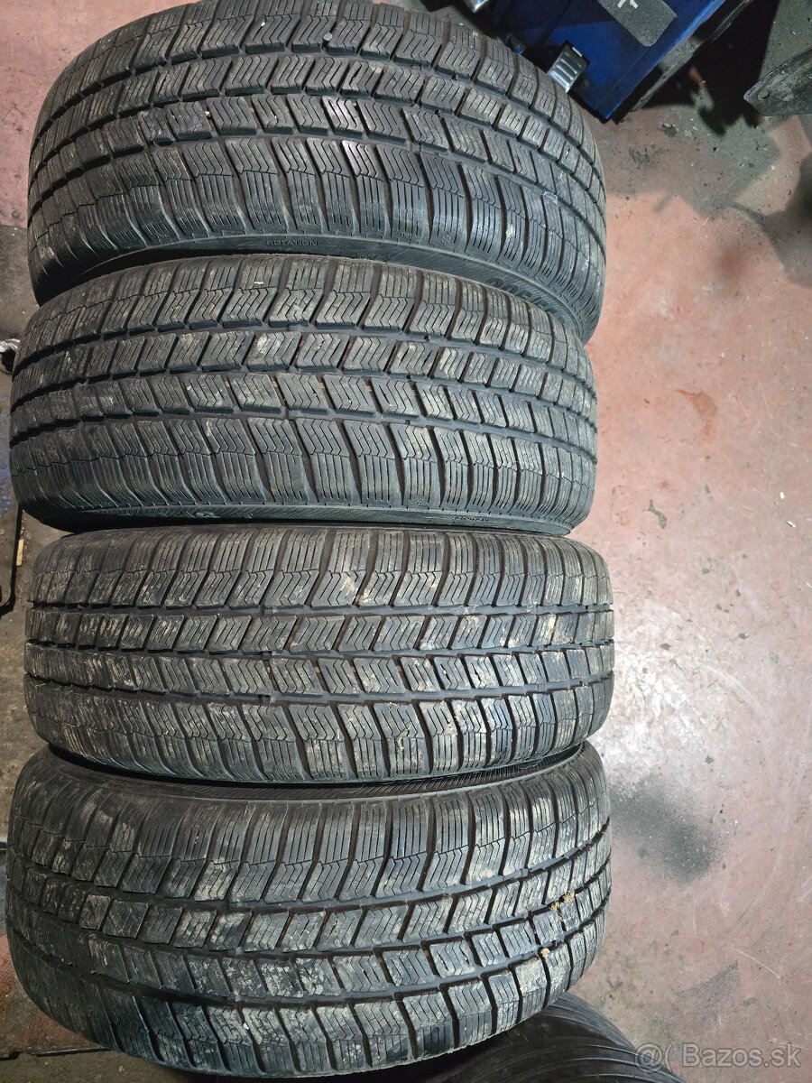 205/55R16 zimné pneu Barum