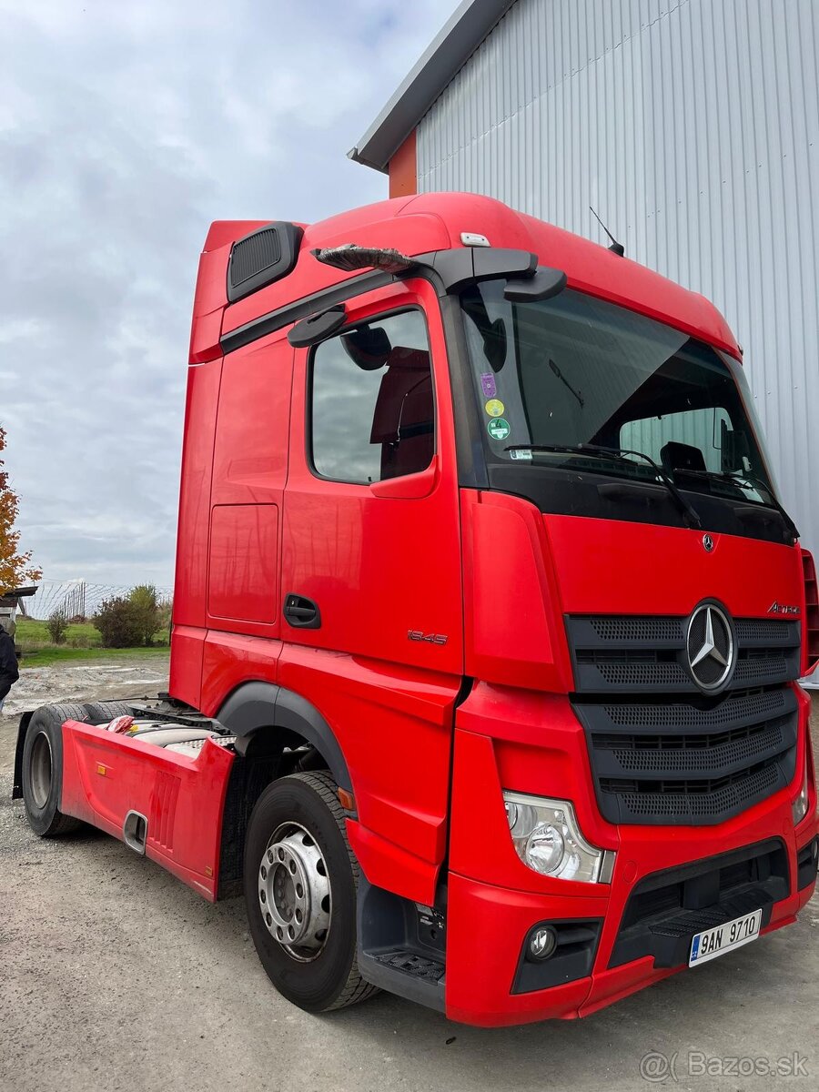 Mercedes Actros 1845 Standart Rok 10/2019 naj 562tis
