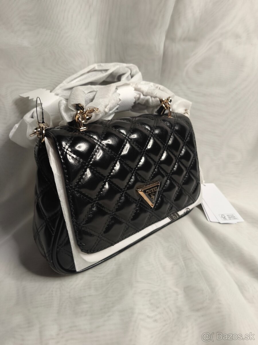 Čierna kabelka zn. Guess