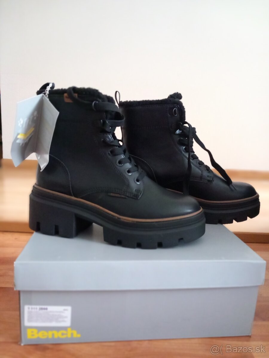 Dámske nové zimné čižmy v.40