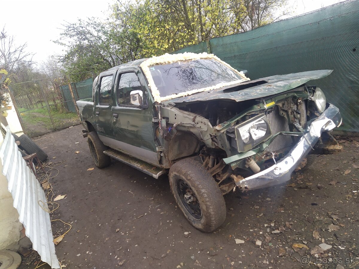 Navara D22 2.5tdi 76kw