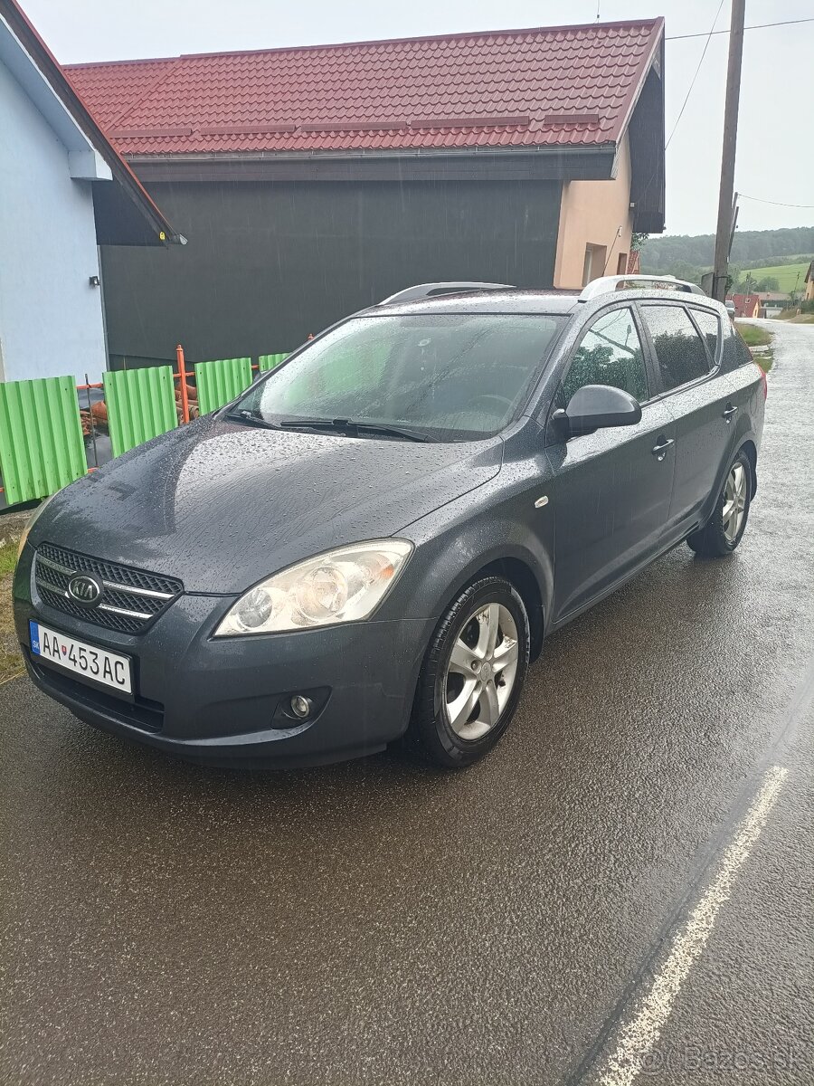 Kia CEE D