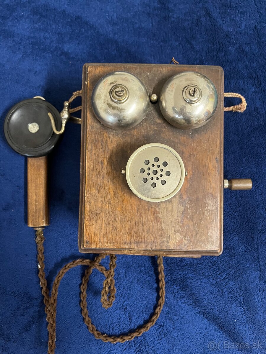 Historicke telefony