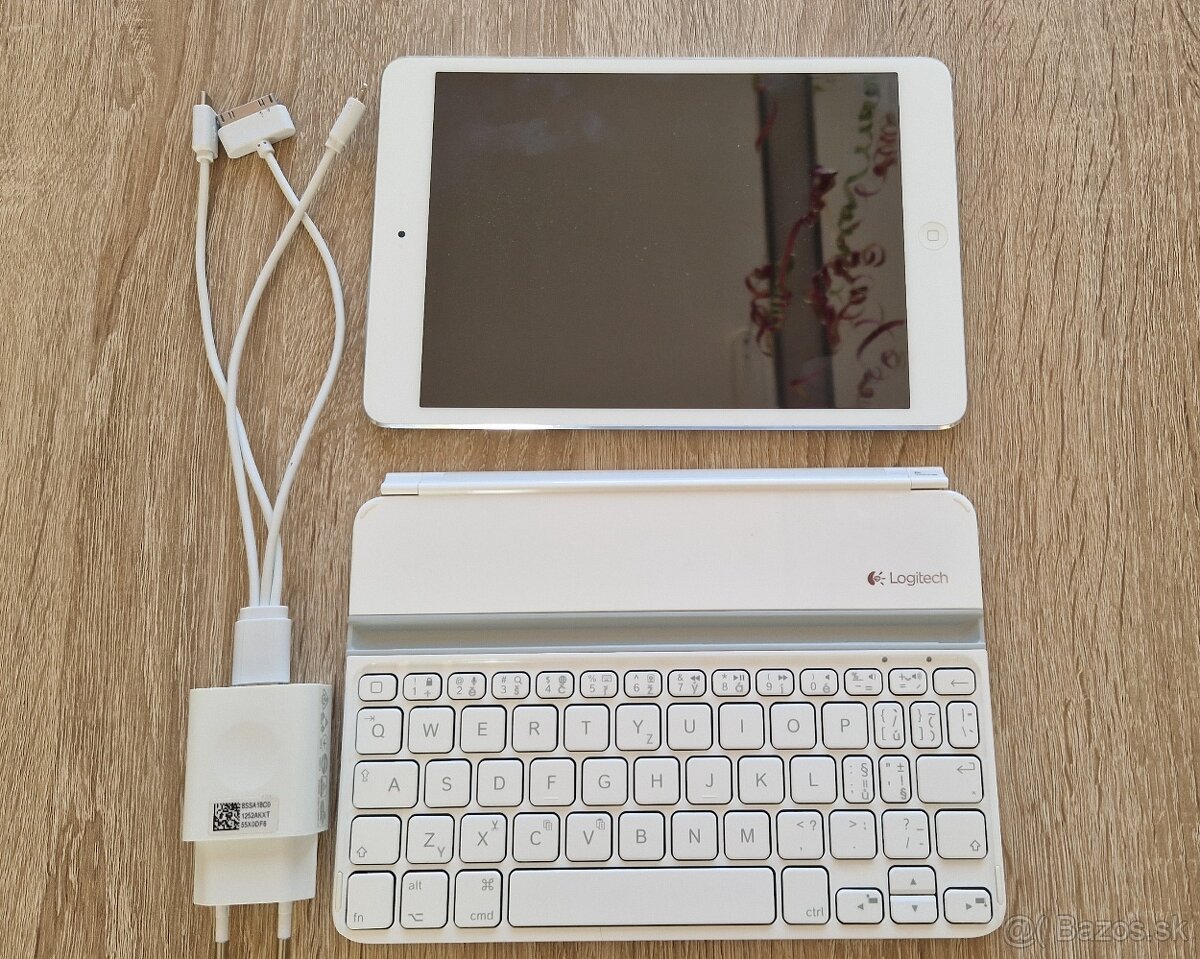iPad mini 2 64GB s klavesnicou