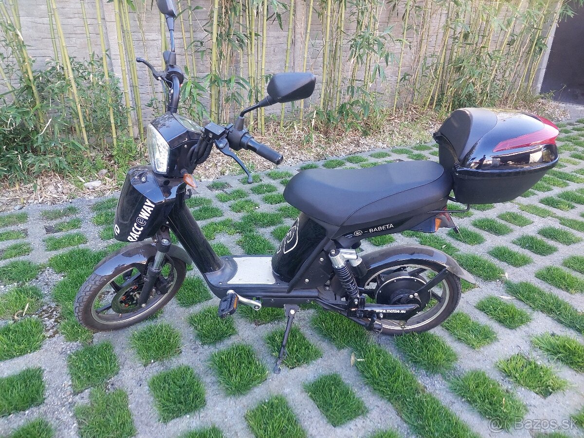 Racceway e-babeta
