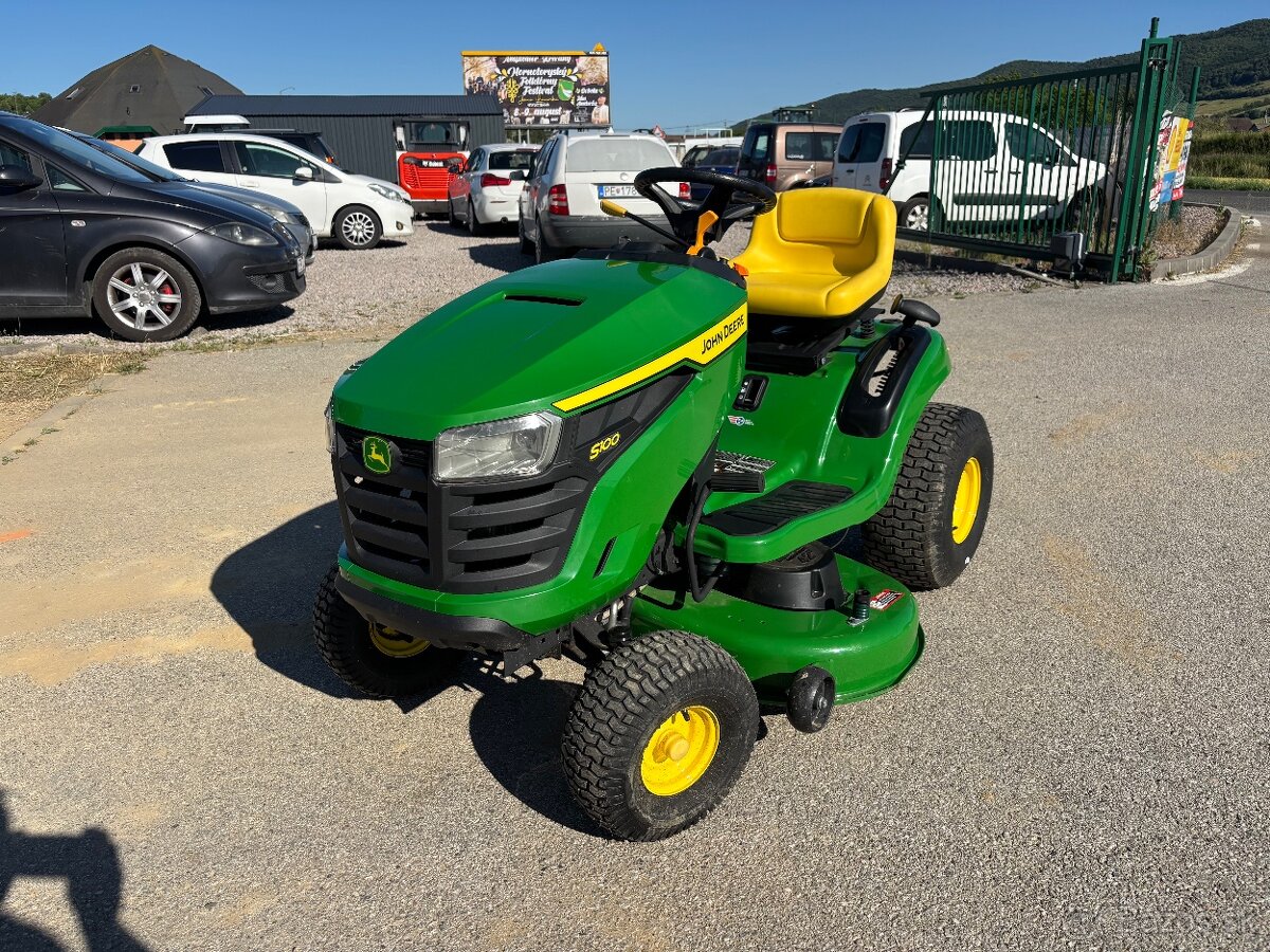 John Deere s100 nová
