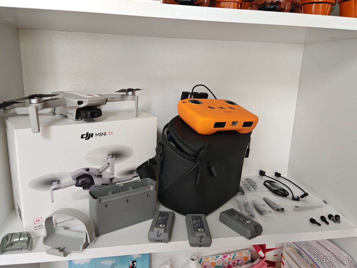 Dron DJI mini 4k fly more kombo