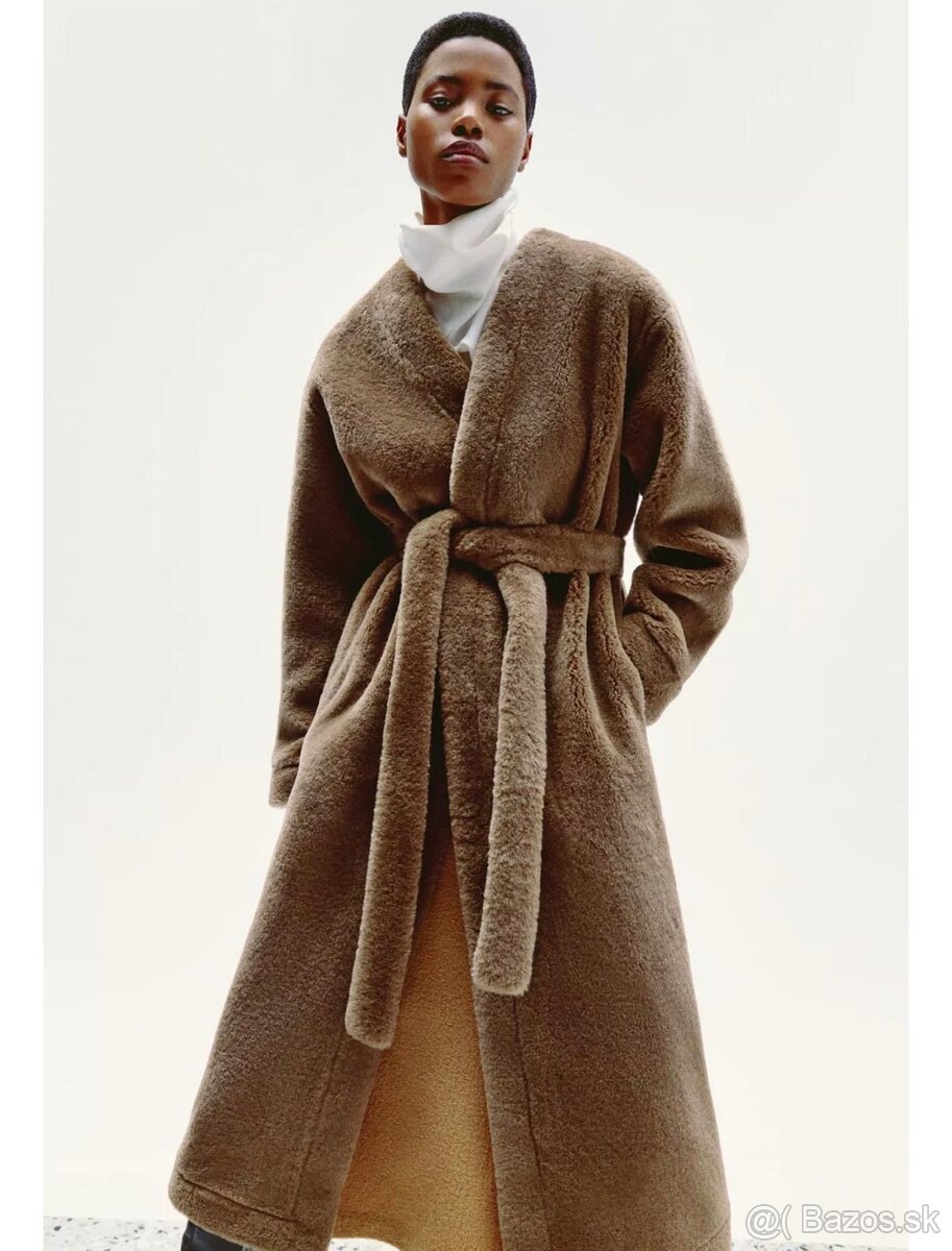 Dlhy kozuch Zara c. S