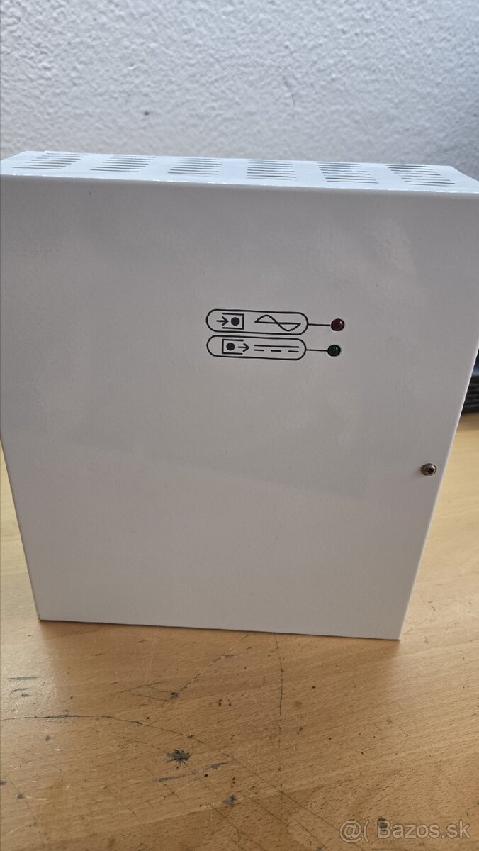 Záložný zdroj AWZ200 – Bez batérie
